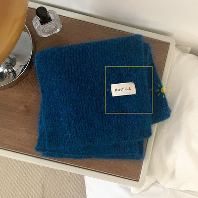 Κλασικό γυναικείο πλεκτό κασκόλ