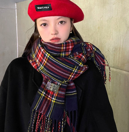 Νέο μοντέλο γυναικείο κασκόλ  με μήκος 190 cm