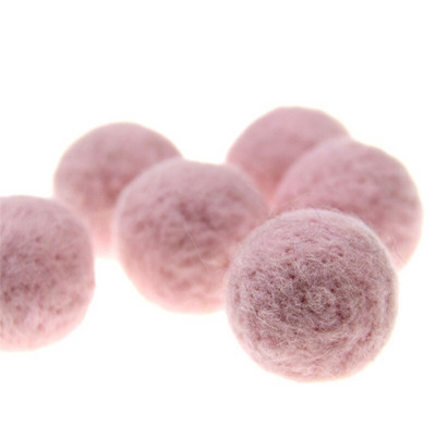 10 vnt. vilnos veltinio kamuoliukai, apvalūs vilnos veltinio rutuliai.