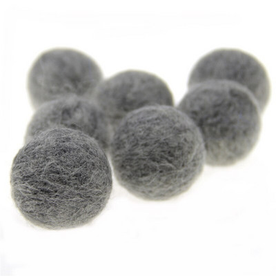 10 vnt. vilnos veltinio kamuoliukai, apvalūs vilnos veltinio rutuliai.