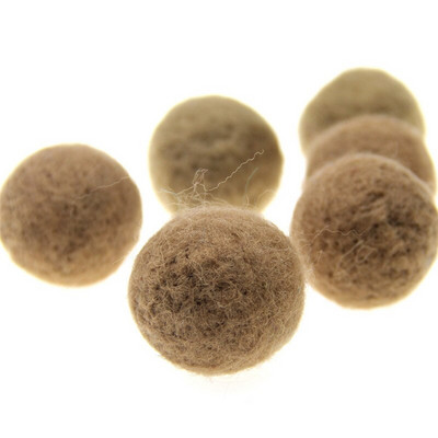 10 vnt. vilnos veltinio kamuoliukai, apvalūs vilnos veltinio rutuliai.