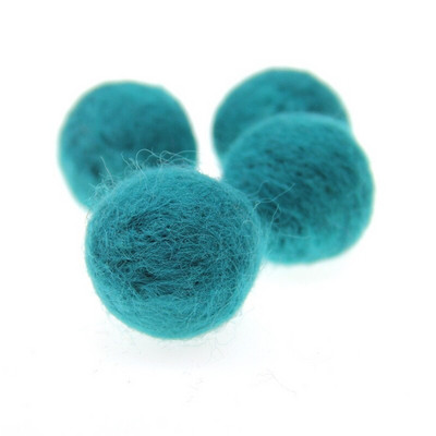 10 vnt. vilnos veltinio kamuoliukai, apvalūs vilnos veltinio rutuliai.