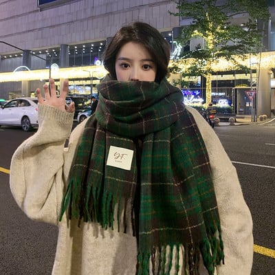 Γυναικείο χειμωνιάτικο κασκόλ - καρό σχέδιο