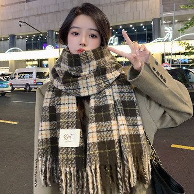 Γυναικείο χειμωνιάτικο κασκόλ - καρό σχέδιο