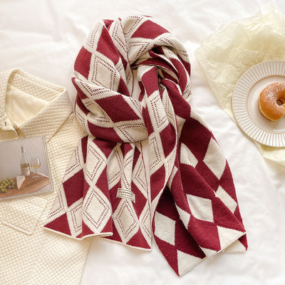 Modni zimski karirani šal za žene