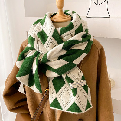 Modni zimski karirani šal za žene