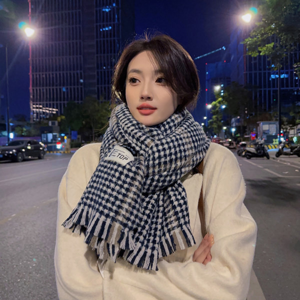 Γυναικείο καρό κασκόλ  με λογότυπο κατάλληλο για τον χειμώνα