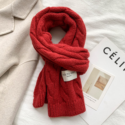 Eșarfă tricotată pentru femei