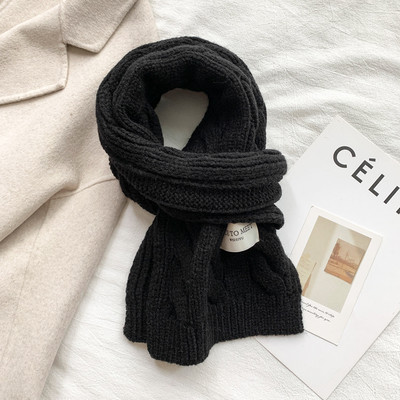 Eșarfă tricotată pentru femei