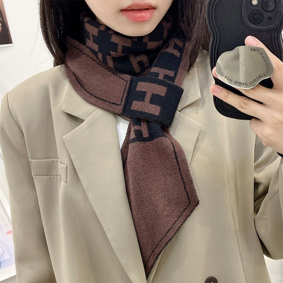 Eșarfă de iarnă model nou cu logo pentru femei