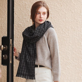 Moekas sügis-talvine naiste sall