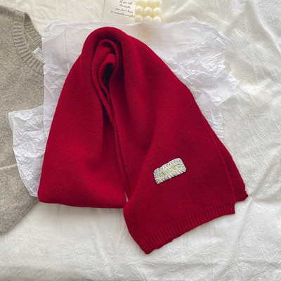 Μονόχρωμο χειμωνιάτικο κασκόλ για γυναίκες με λογότυπο