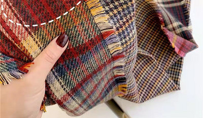 Naiste talvesall pikkusega 185 cm - nelja värvi