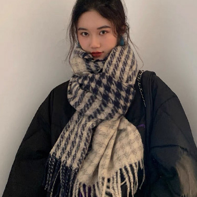 Minkštas ir šiltas rudens-žiemos moteriškas šalikas