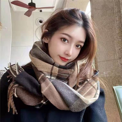 Minkštas ir šiltas rudens-žiemos moteriškas šalikas