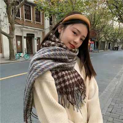 Minkštas ir šiltas rudens-žiemos moteriškas šalikas