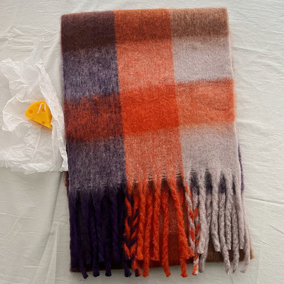 Eșarfă de iarnă de damă cu franjuri