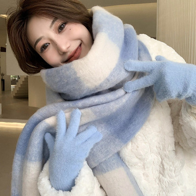 Eșarfă de iarnă de damă cu franjuri