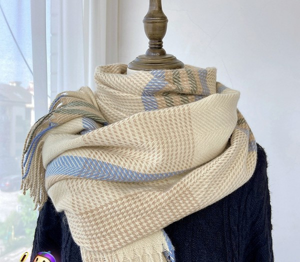 Eșarfă casual de toamnă iarnă în carouri pentru femei