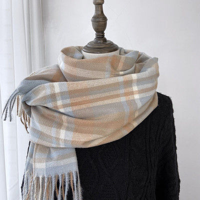 Γυναικείο χειμωνιάτικο κασκόλ με κρόσσια