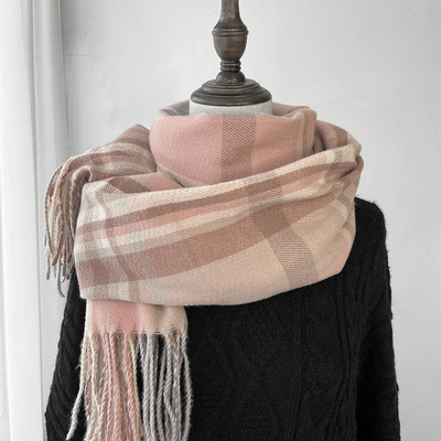 Γυναικείο χειμωνιάτικο κασκόλ με κρόσσια