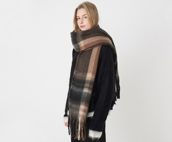 Νέο μοντέλο γυναικείο κασκόλ  με κρόσσια