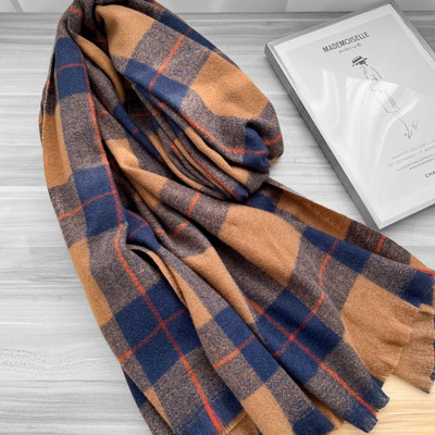 Νέο μοντέλο γυναικείο καρό κασκόλ κατάλληλο για τον χειμώνα