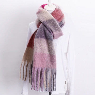 Moekas sügis-talvine ruuduline naiste sall