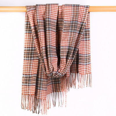 Μοντέρνο γυναικείο καρό κασκόλ σε διάφορα χρώματα