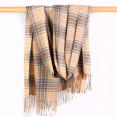 Μοντέρνο γυναικείο καρό κασκόλ σε διάφορα χρώματα