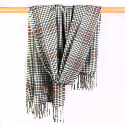 Μοντέρνο γυναικείο καρό κασκόλ σε διάφορα χρώματα