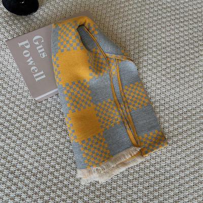 Μοντέρνο χειμωνιάτικο γυναικείο κασκόλ  σε διάφορα χρώματα