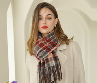 Naiste vabaaja uue mustriga talvesall