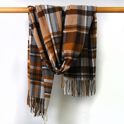 Naiste ruuduline narmassall