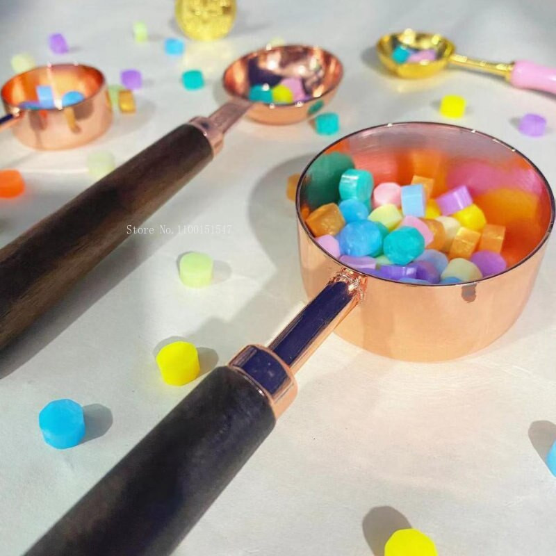 Κουτάλι με λαβή καρυδιάς Fire Seal Εγχειρίδιο DIY Φάκελος Λογαριασμού Παρακαλώ Προσκαλέστε Κερί στεγανοποίησης Κόκκος Fire Paint Heat Melt Spoon