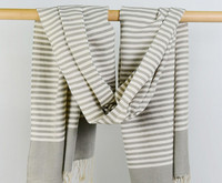 Naiste triibuline pikk sall