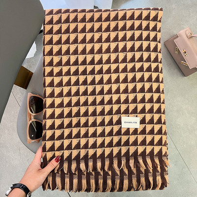 Νέο μοντέλο χειμερινό γυναικείο καρό κασκόλ με επιγραφή