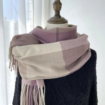 Καρό γυναικείο κασκόλ με μήκος 200 cm