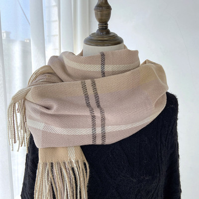 Καρό γυναικείο κασκόλ με μήκος 200 cm