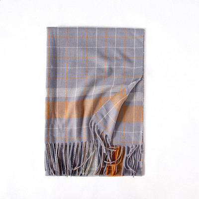 Γυναικείο κασκόλ με κρόσσια