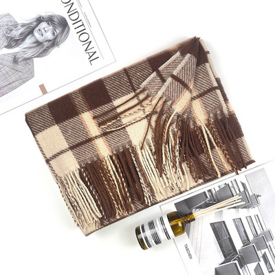 Eșarfă casual în carouri pentru femei