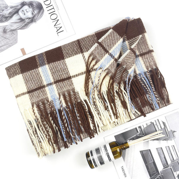 Eșarfă casual în carouri pentru femei