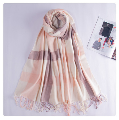 Lilletrükiga naiste talvesall