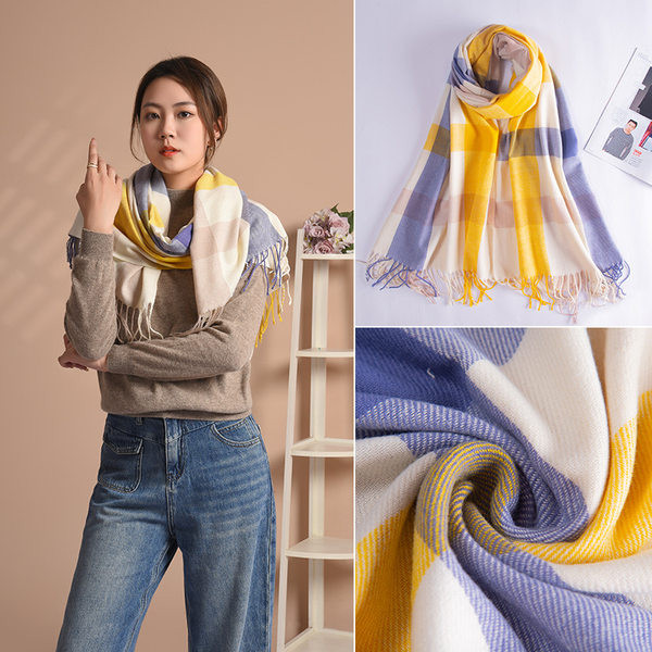 Lilletrükiga naiste talvesall