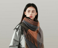 Γυναικείο χειμωνιάτικο καρό κασκόλ κρόσσια