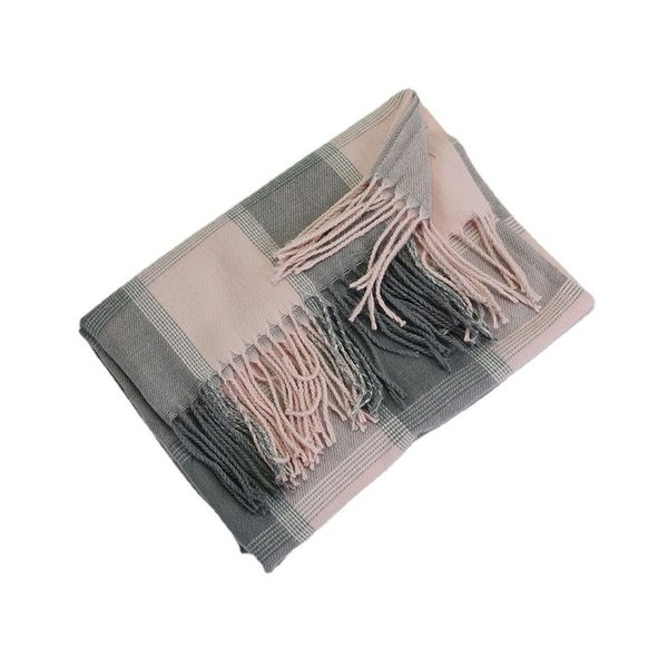 Moodne sügistalvine ruuduline sall naistele