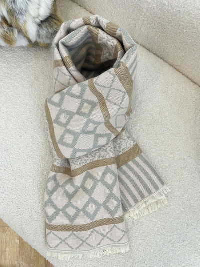 Esarfa de iarna de dama cu forme geometrice