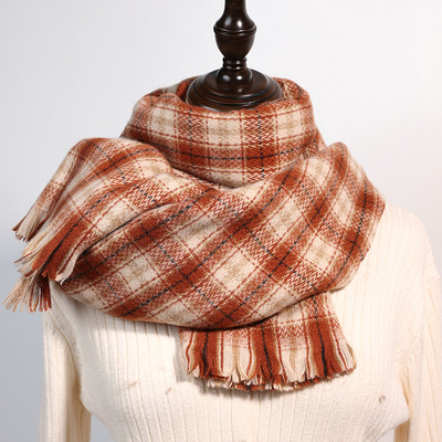 Uue mudeli naiste ruuduline sall mitmes värvitoonis