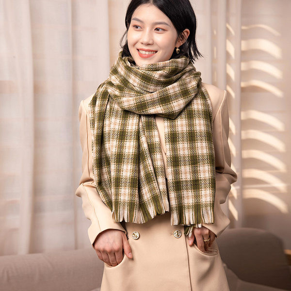 Uue mudeli naiste ruuduline sall mitmes värvitoonis