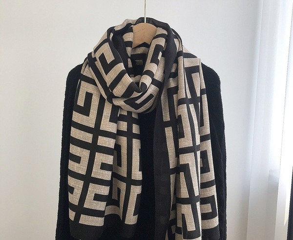 Õrn sügis-talvine naiste sall